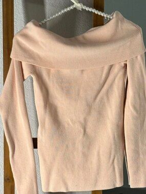 Aritzia Women's Pink Jumper